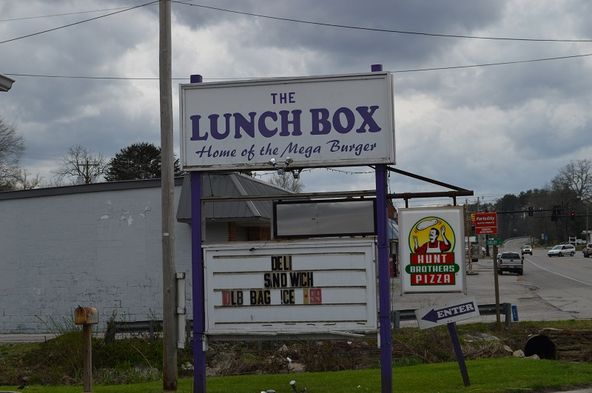 The Lunch Box: 268 Colyar Street, Tracy City, TN 37387